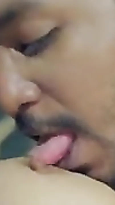 Indian XXX amateur Desi actress has pussy fucked on camera in MMS clip