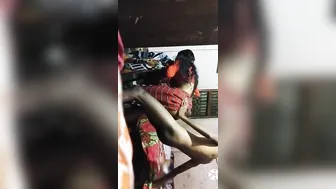 Wife arranges XXX show secretly making MMS video with the Desi man