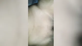 Cocky XXX guy fucks Desi mother-in-law in this close-up MMS video