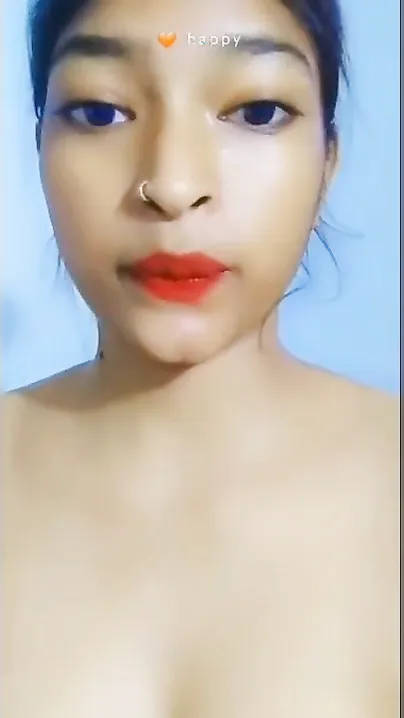 Desi teen takes blue bra off in MMS video to show off XXX assets