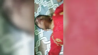 Main characters of XXX video are the Desi chick's mouth and pussy