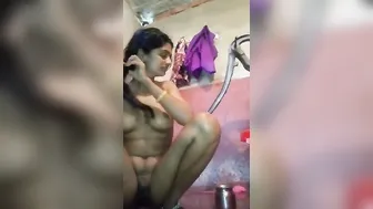 Desi wife sets the camera and takes her clothes off for XXX peeing