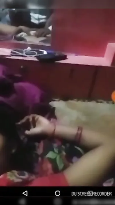 Desi chick has pussy satisfies by XXX lover in close-up MMS footage