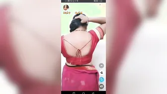 XXX cameraman captures Desi sister-in-law stripping in MMS mobile clip
