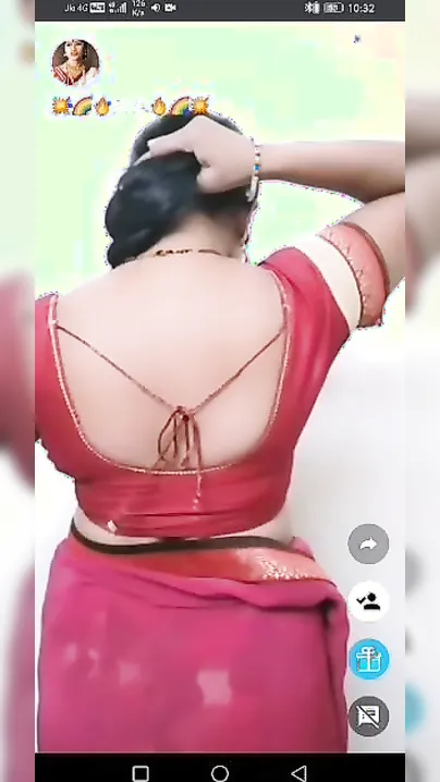 XXX cameraman captures Desi sister-in-law stripping in MMS mobile clip