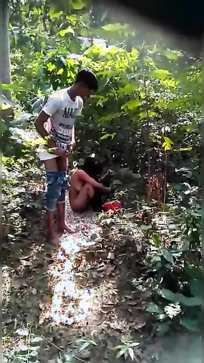 XXX clip of lustful young man who penetrates Desi woman's pussy deep