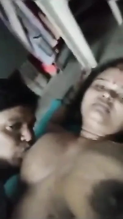 Desi girl has nipples licked by Devar making XXX video for MMS viewers