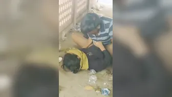 Guy took Desi teen to alley for outdoor XXX twosome that becomes MMS