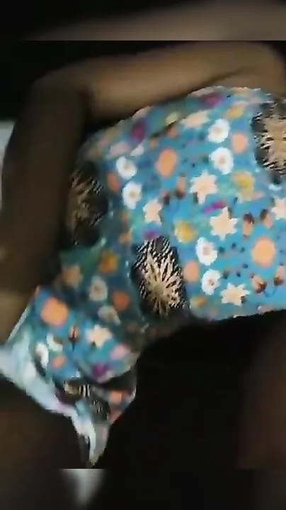 Desi girl in spring dress wears no panties to masturbate in XXX video