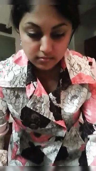 Naive Desi woman has mouth fucked by cunning boy who loves XXX blowjob