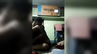 Desi couple makes XXX thing on the bed and have MMS video leaked