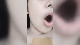 Desi chick can't say no to XXX viewers who wait for another MMS video