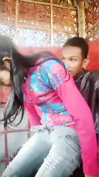Eye-catching young Desi girl is fucked by her XXX partner outdoors