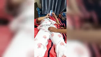 Desi guy undresses GF to touch her sweet XXX pussy on the camera