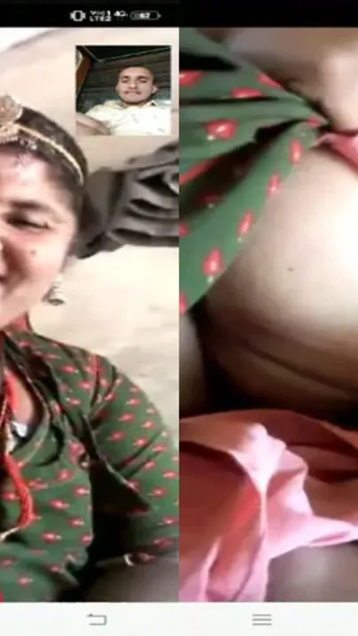 Mature village Bhabhi showing to Devar on video call