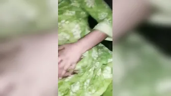 Village Desi XXX whore showing her big boobs and pussy on cam