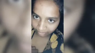 Desi XXX village babe showing her sweet boobs to house owner MMS