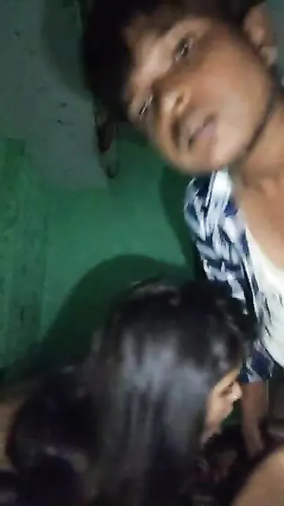 Beautiful village Desi XXX wife have first-time sex on live cam MMS