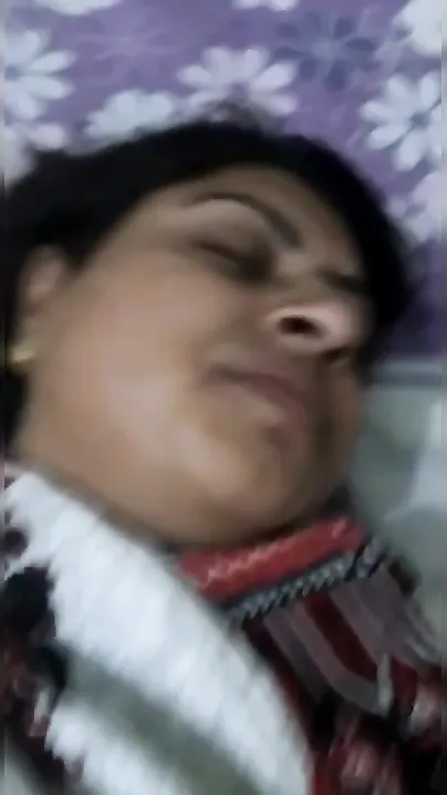 Sex loving Desi XXX whore gets fucked hard by her boyfriend on cam MMS
