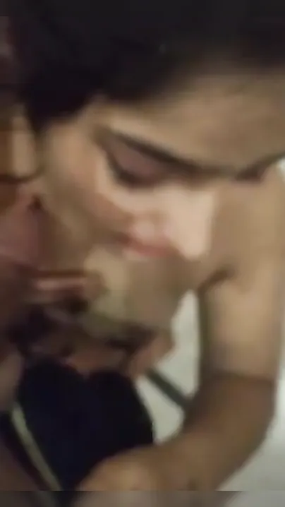 Newly-married Desi XXX girl sucking her husband’s hard dick MMS