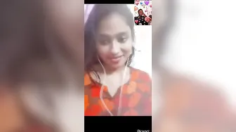 Bangladeshi Desi XXX girl showing boobs and pussy on video call