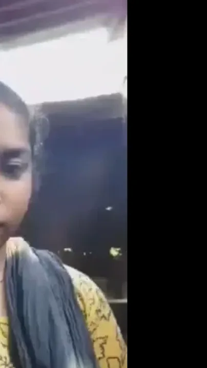Desi village XXX girl shows her amazing big boobs on camera
