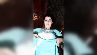 Bangladeshi Desi village XXX girl showing her perfect bald pussy on cam