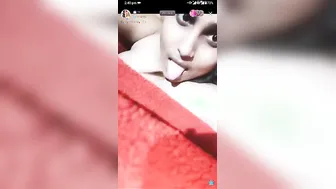 Lovely Desi wench teases with her massive XXX breasts on live cam