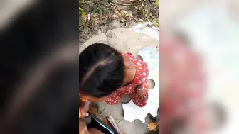 Outdoor XXX coupling with skillful Desi slut who likes to suck dick