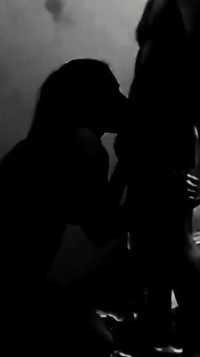 Night XXX show of amateur Desi bhabhi sucking cock and licking cum