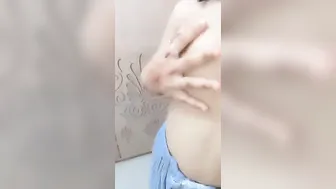 Sexy Desi doll demonstrates her big beautiful tits for XXX show