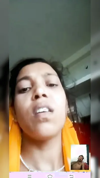 Shy Desi model reveals her cute XXX tits to the client on video call