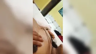 Intense XXX session is what hot Desi bhabhi gets in the morning