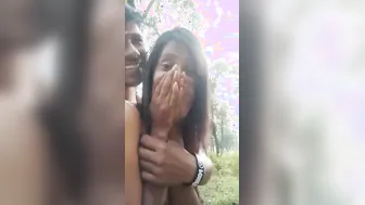 Desi Dehati lovers pose naked for amateur selfie XXX clip outdoors