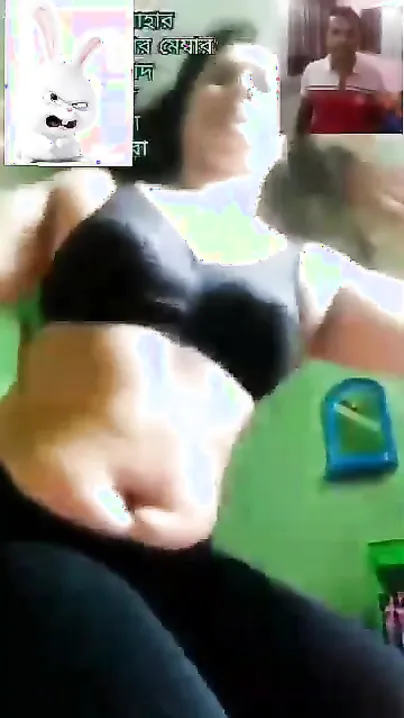 Bangladeshi mom gets all naked and shakes her Desi tits on XXX show