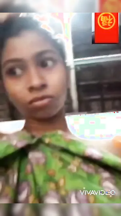 Attractive Desi girl gets naked cause Lankan XXX subscribers want boobs