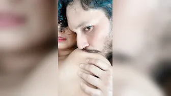 Hottest Desi XXX slut gets her sexy boobs sucked by boyfriend on cam MMS