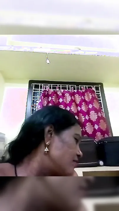 Horny Indian XXX wife showing her juicy boobs to her rich lover