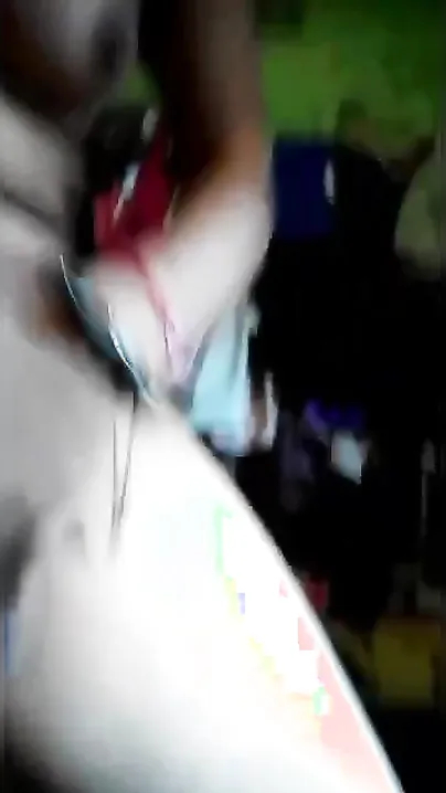 XXX porn lover fingers her own pussy in the homemade Desi clip MMS