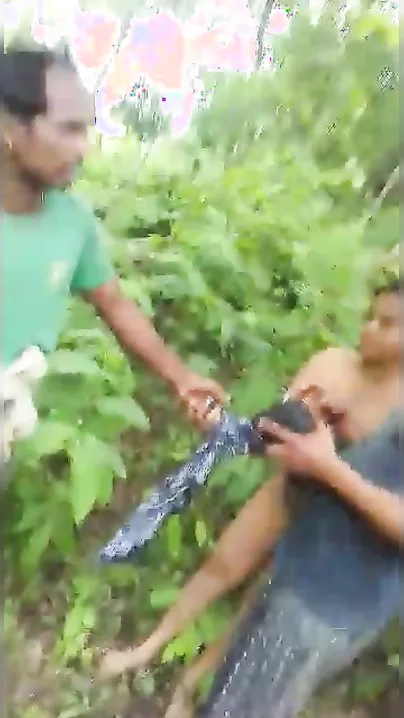 Odia Desi cheating wife is caught with her XXX lover in the forest