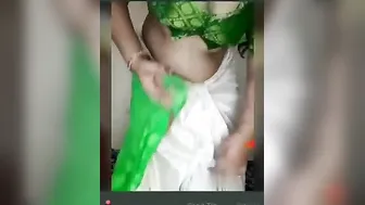 Village Desi MILF hot Stripchat video where she exposes XXX body parts