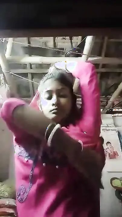XXX video of Desi slut who takes clothes off item by item on camera