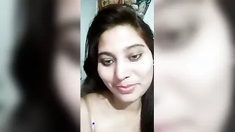 Winsome Desi virgin shows her XXX breasts in front of the camera