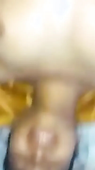 Lecherous wife makes XXX things with her Desi anal penetrator close-up