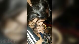 Dramatically Desi Bhabhi gives XXX blowjob to Bihari husband on camera
