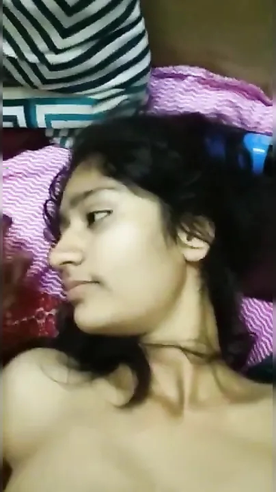 Desi woman performs hot XXX show with guy who bangs her on camera
