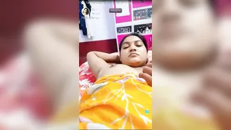 Desi fatty poses in XXX clip with young man who plays with her tits