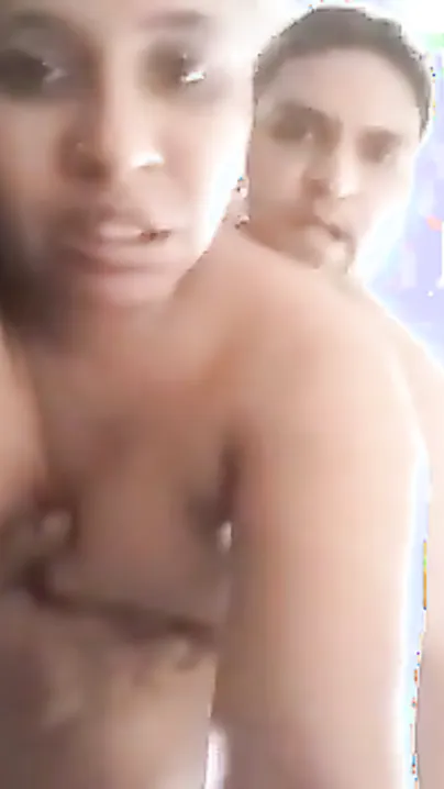 Desi girl's private XXX show where the fat man sneaks into her pussy