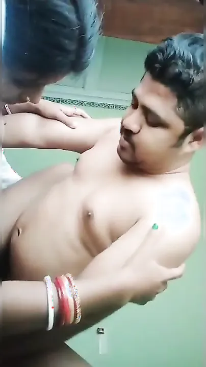 The best XXX lover for Odia man is Desi teen who agrees to footage