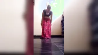 XXX masturbation with cucumber is how Desi makes her pussy happy